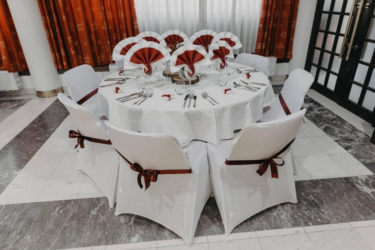 Hotel Alp Бовец Екстериор снимка