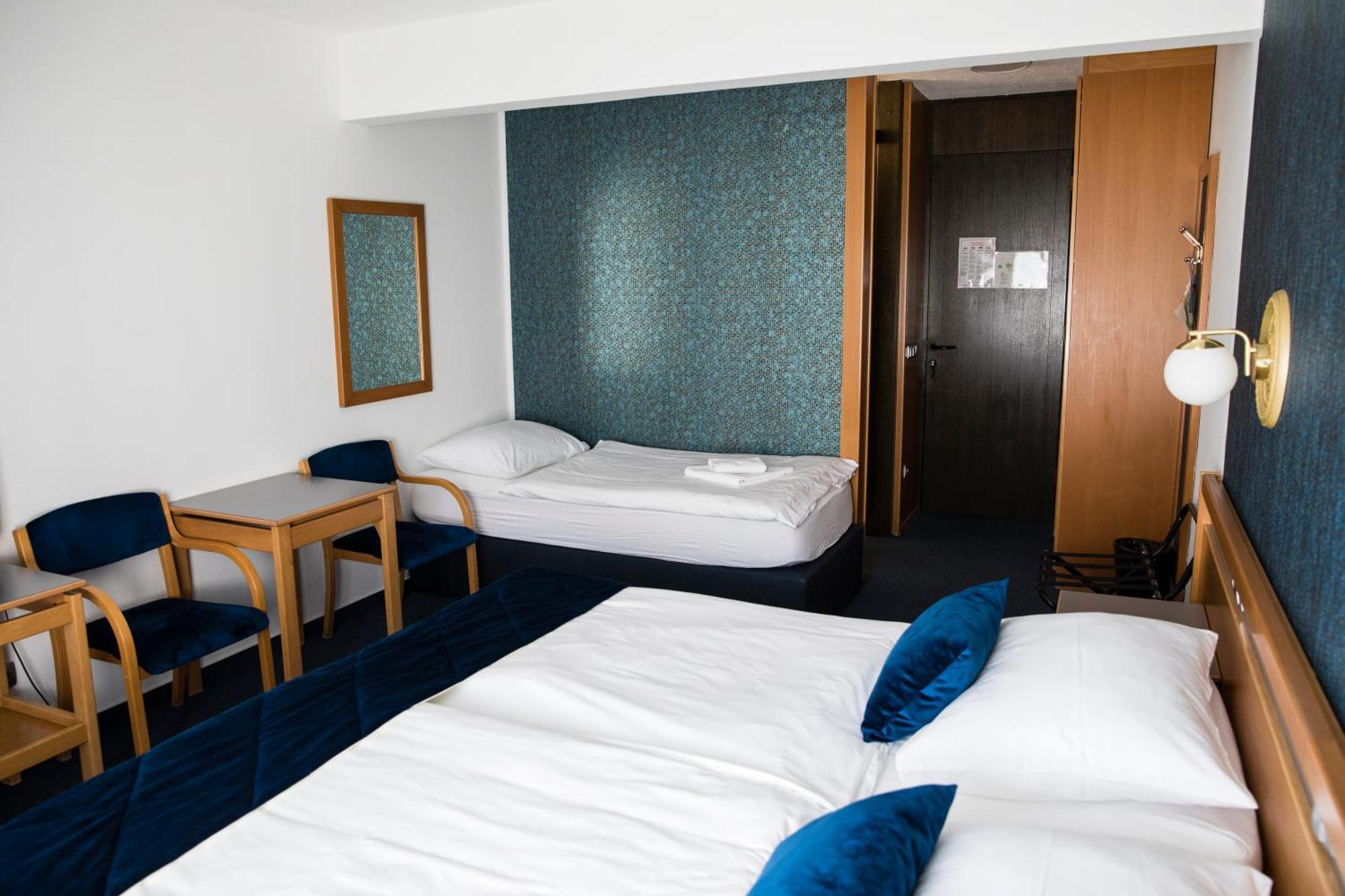 Hotel Alp Бовец Екстериор снимка