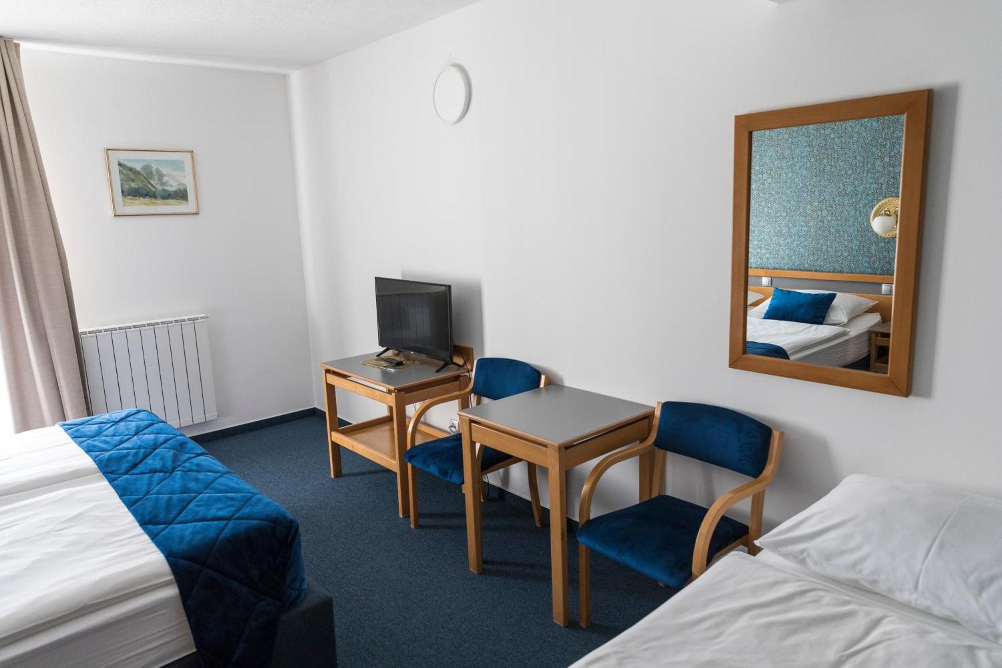 Hotel Alp Бовец Екстериор снимка