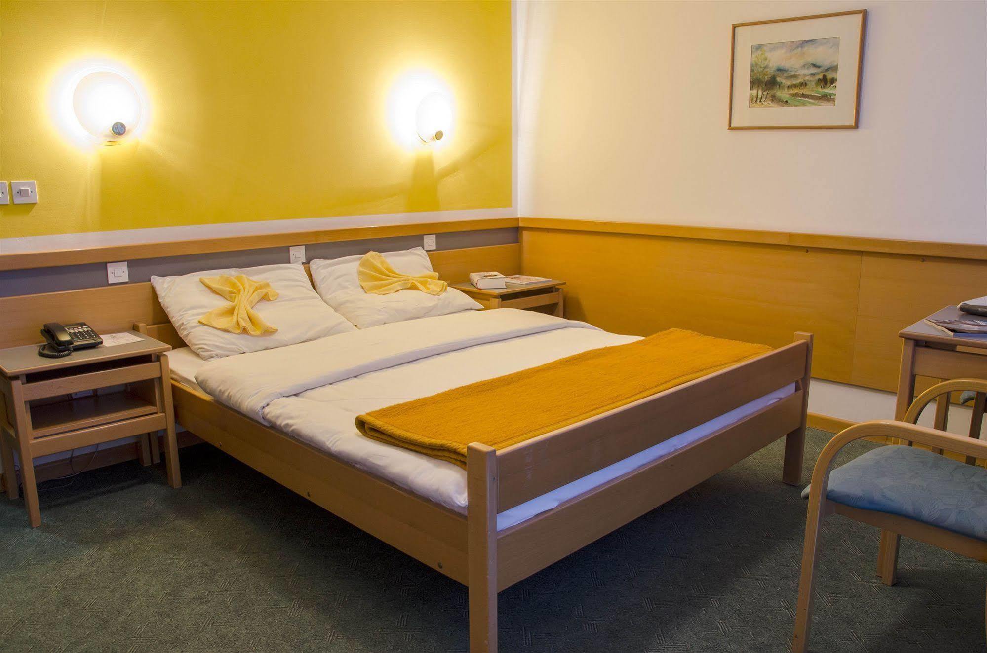 Hotel Alp Бовец Екстериор снимка